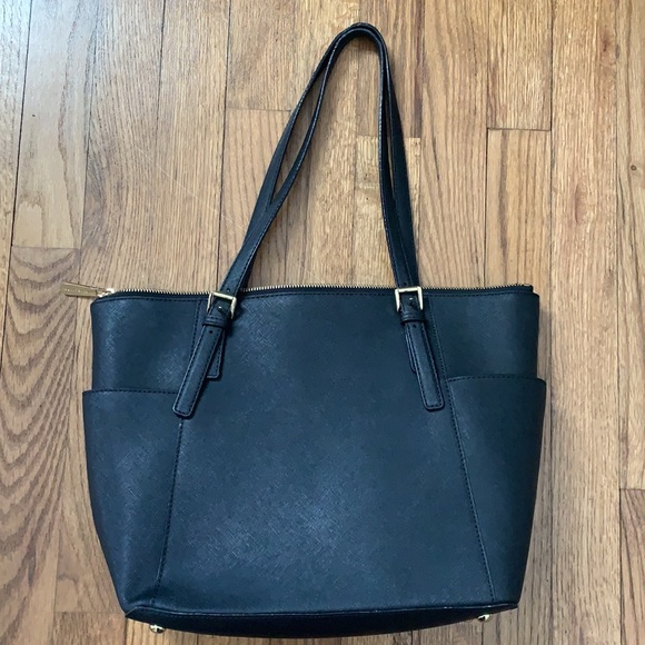 Michael Kors bag - Picture 2 of 4